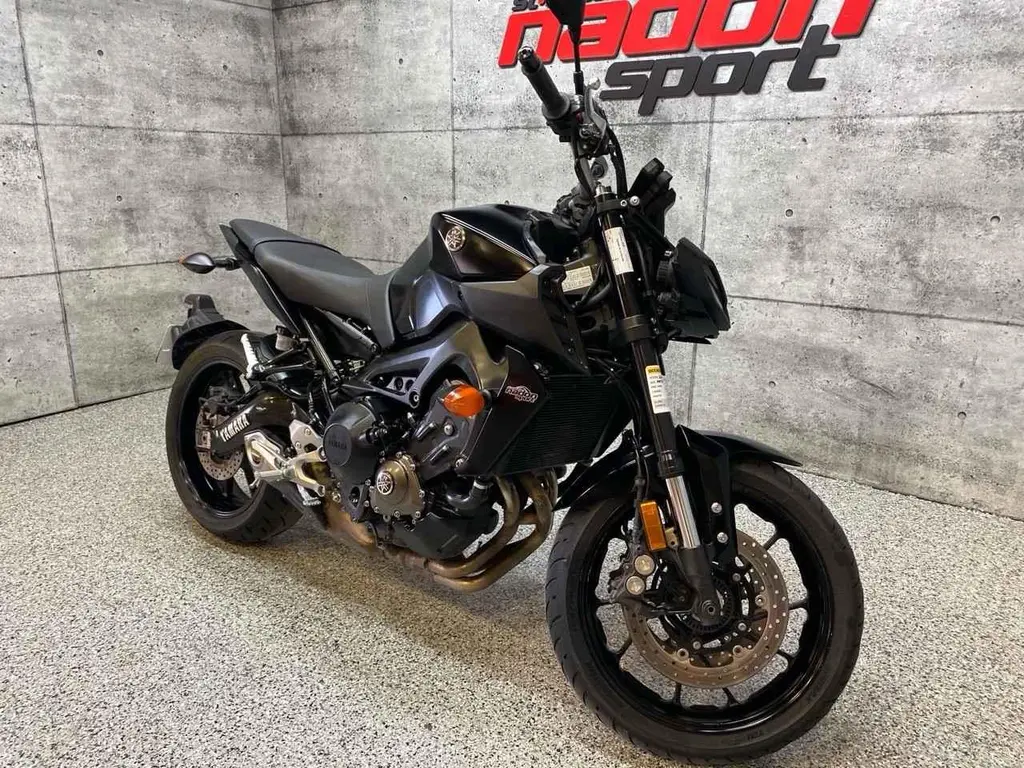 Yamaha FZ09 2018