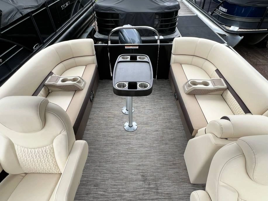 Godfrey Marine Sweetwater 2086 Split Bench 2023 alt