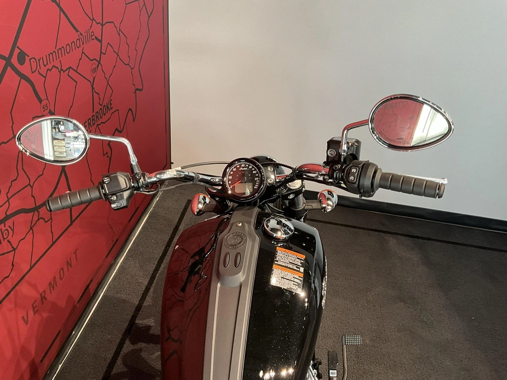 Indian Motorcycle Scout Classic Limited 2025 alt