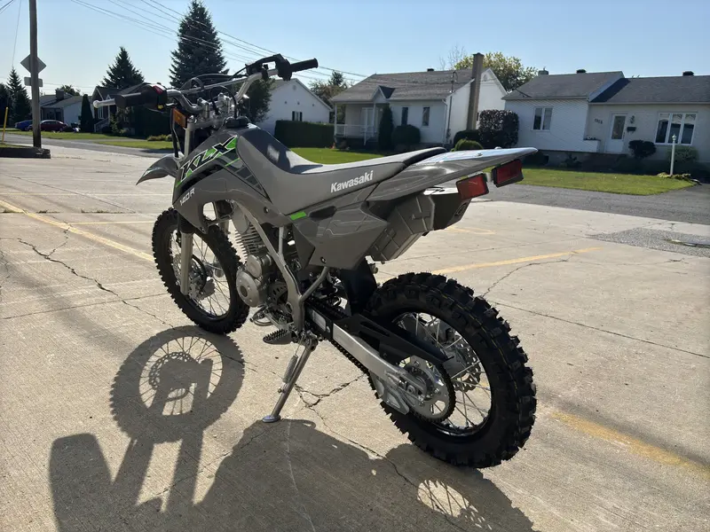 2025 Kawasaki KLX 140 R - KLX140R