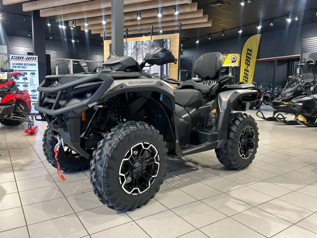 Can-Am Outlander MAX XT 850  2025