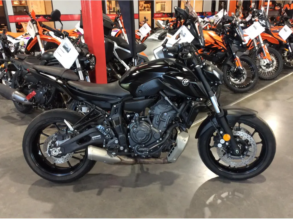 Yamaha MT-07 ABS  2023