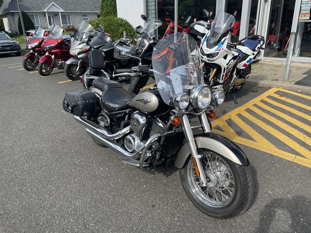 Kawasaki Vn 900 2011 alt