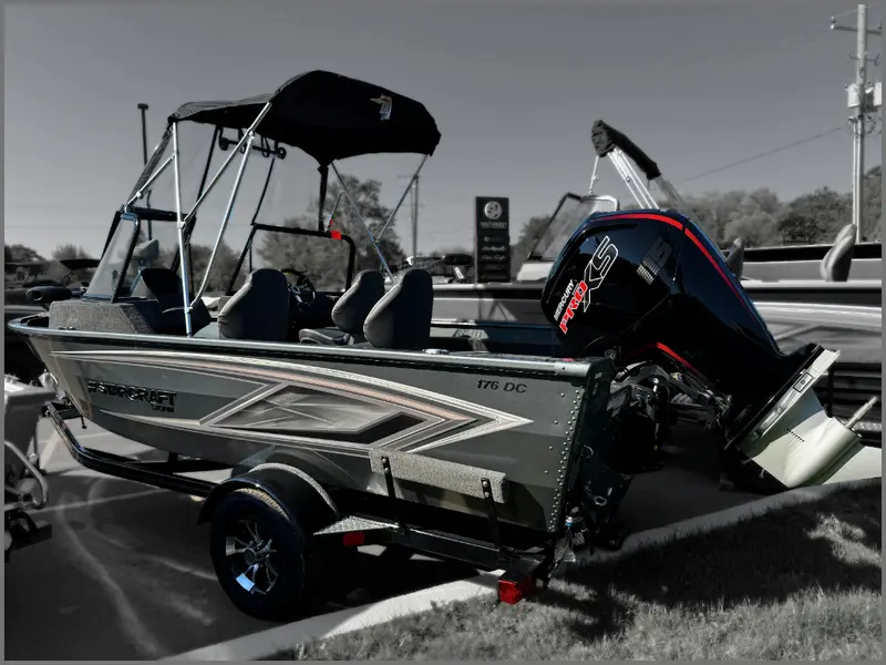 2023 Starcraft Storm 176 DC