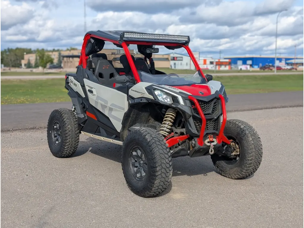 2022 Can-Am Maverick Sport X rc 1000R