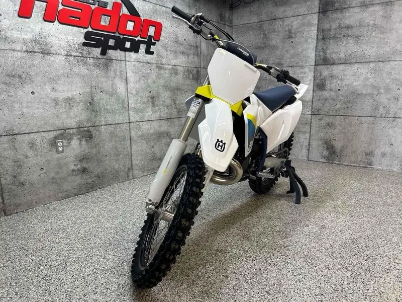 2025 Husqvarna TC 300