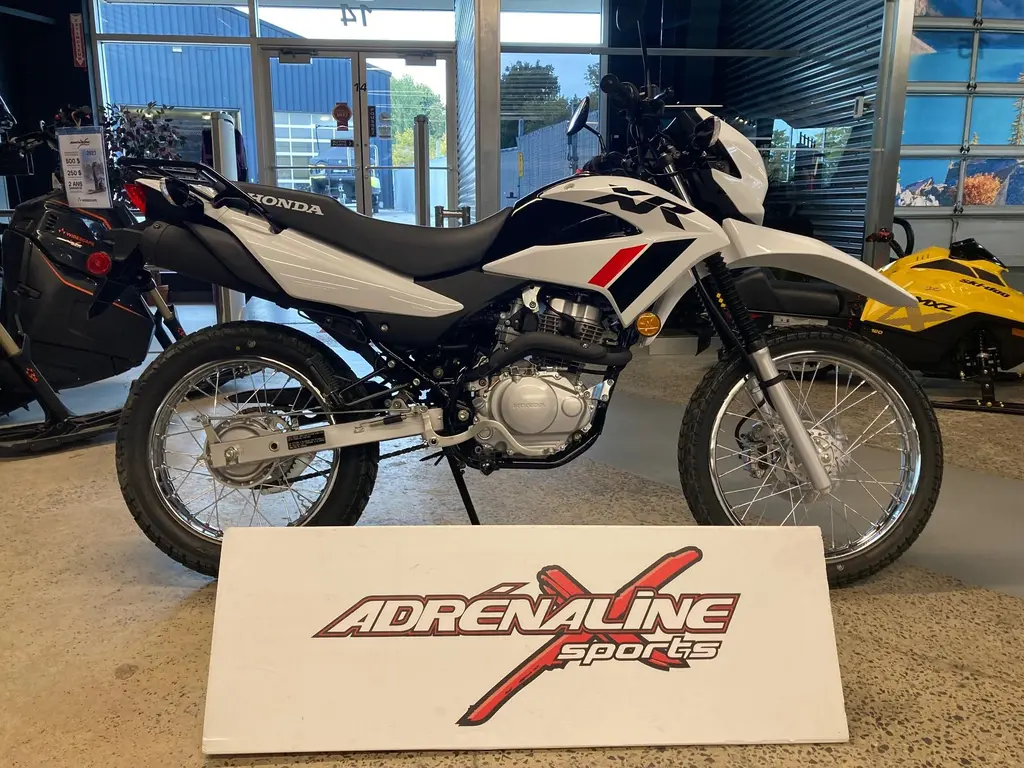 2024 Honda xr150lr