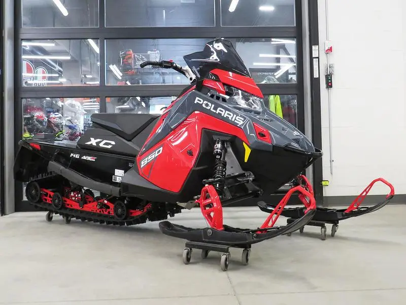 Polaris 850 SWITCHBACK XC 146 2024