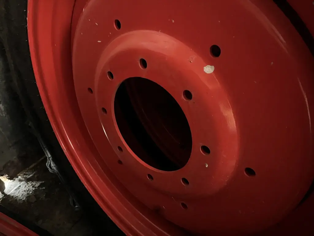 INCONNU 320/85R32 2021