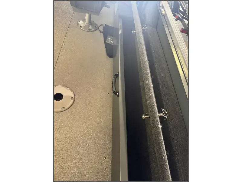 2023 Starcraft Storm 176 DC