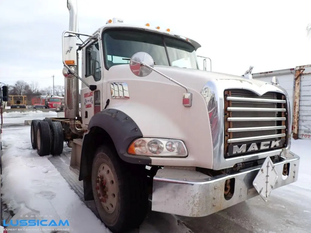 Mack CT713  2007