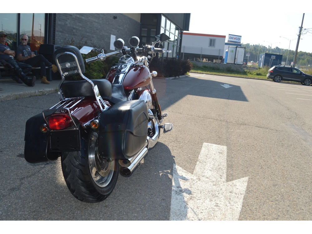 Harley-davidson Dyna Fat Bob 2011 alt