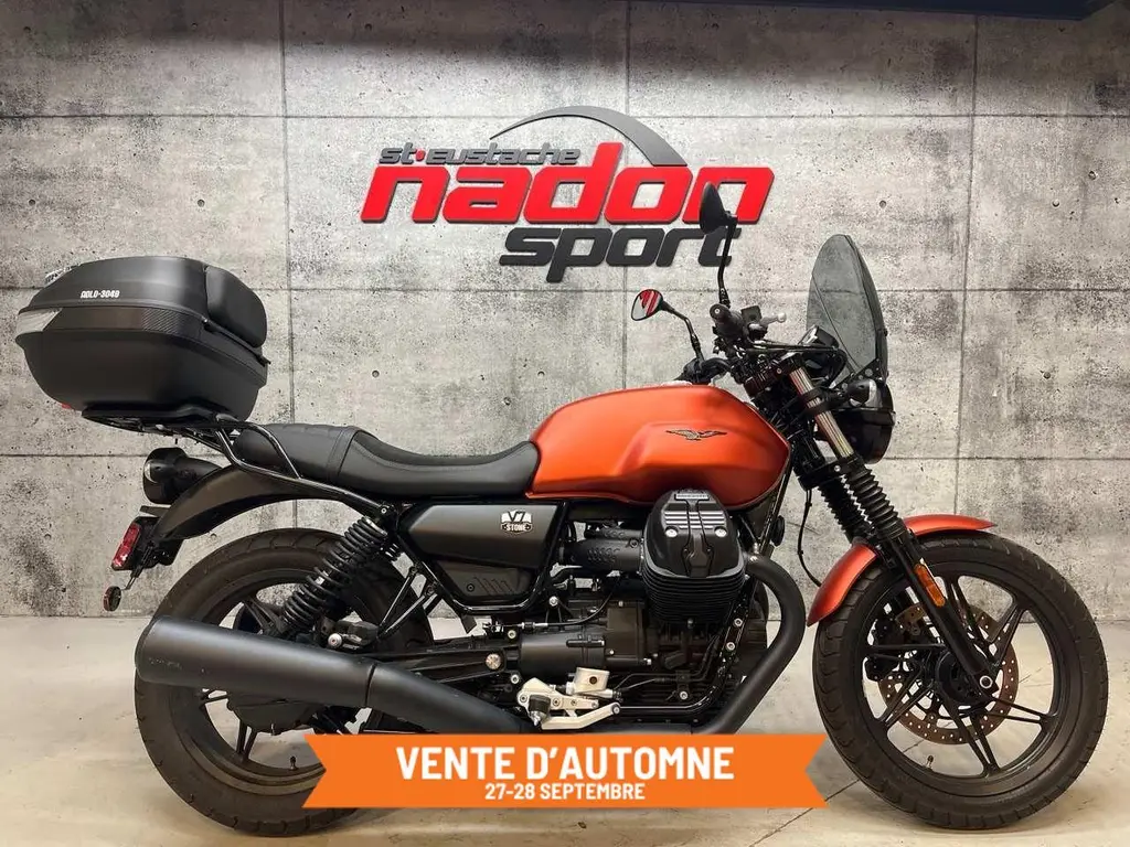 moto guzzi V7 STONE 2021