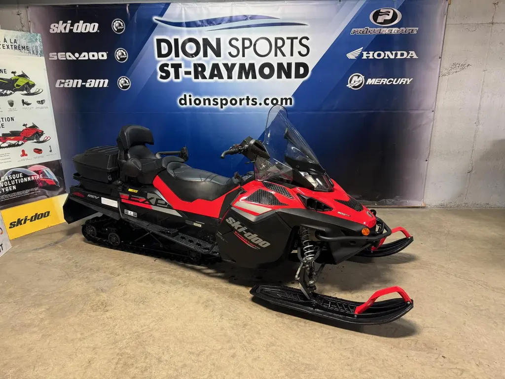 2019 Ski-Doo EXPEDITION SE 900 ACE