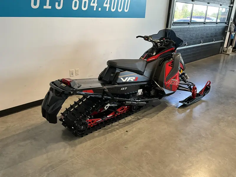 2024 Polaris Boost Indy VR1 137