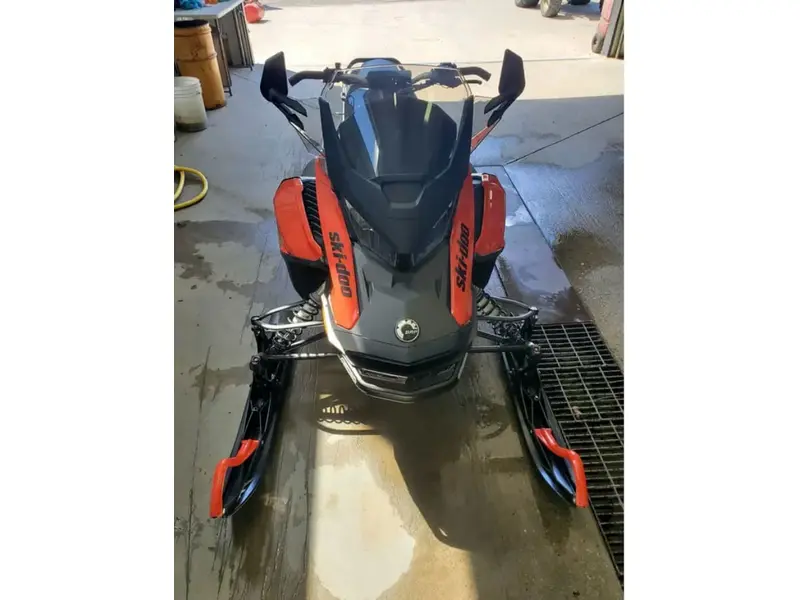 2019 Ski-Doo RENEGADE ENDURO 850 ETEC