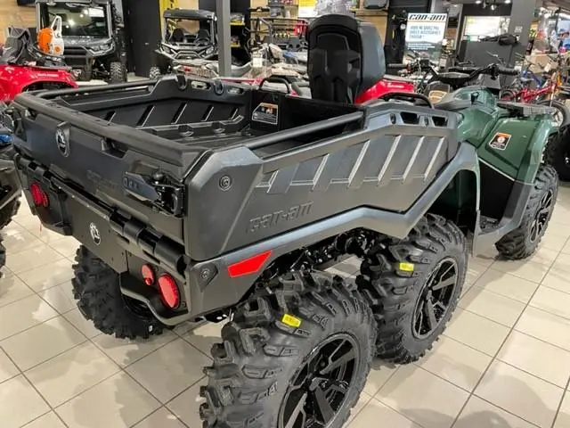 2025 Can-Am Outlander MAX 6X6 DPS 650