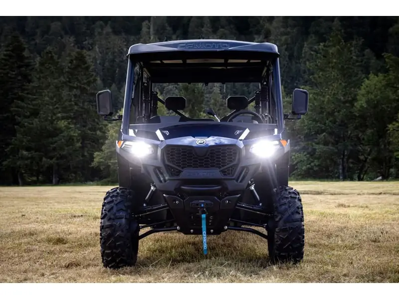 2025 CFMOTO UFORCE 800 XL