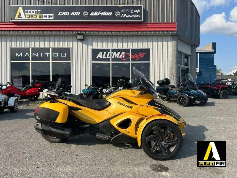 2013 Can-Am CAN-AM SPYDER ST-S 991 SE5