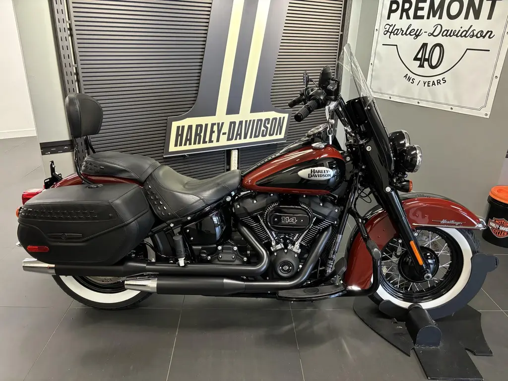 Harley-Davidson SOFTAIL FLHCS HERITAGE 2024 - FLHCS