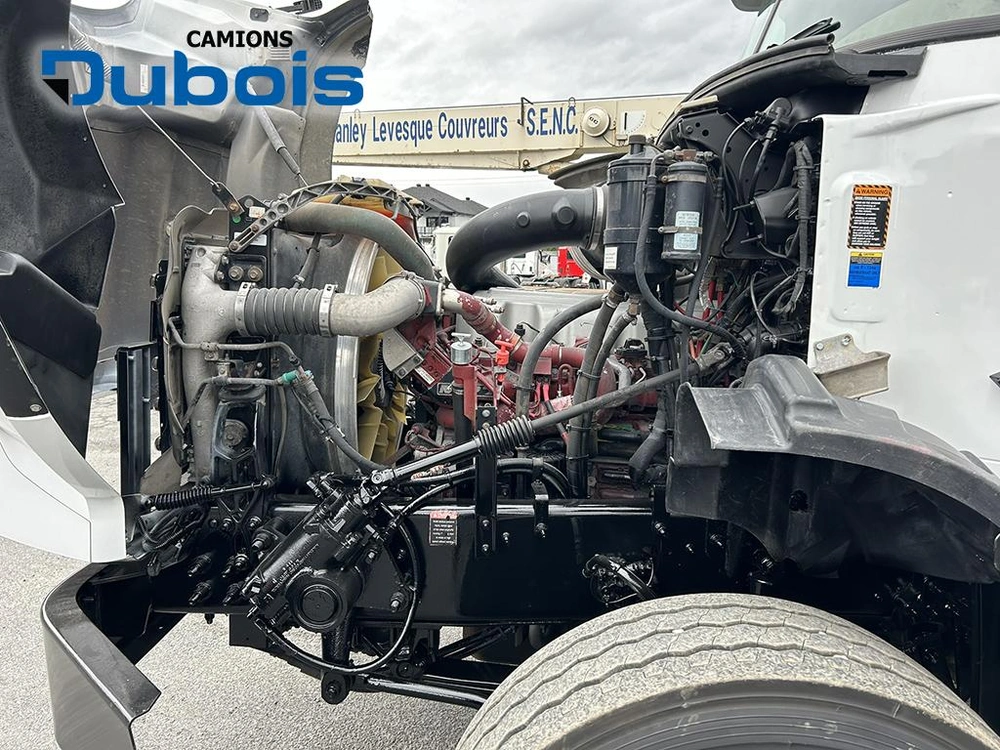 2016 Mack Gu813 alt