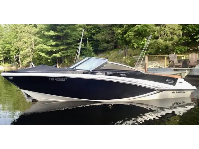 2014 Glastron GT 185 MERCRUISER 4.3L