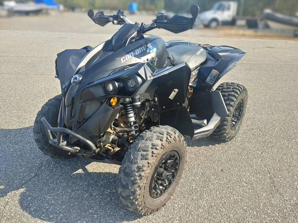 2017 Can-Am Renegade X xc 1000R