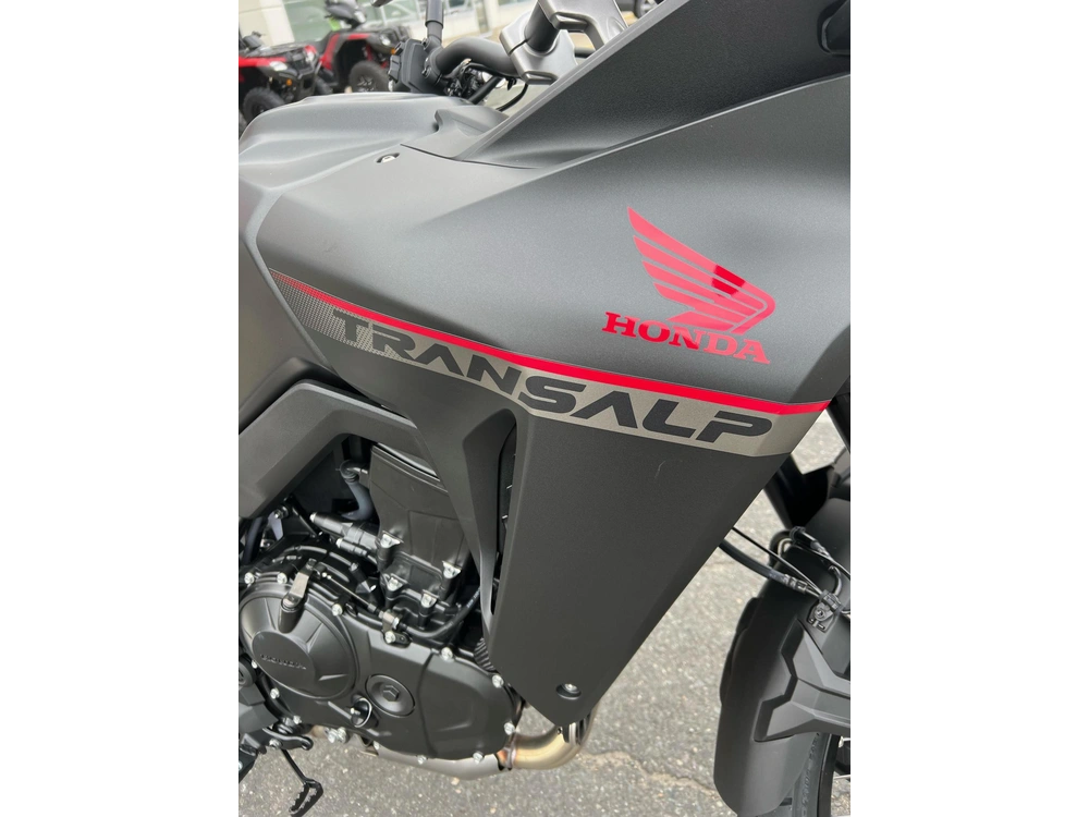 Honda Transalp 750 2024 alt