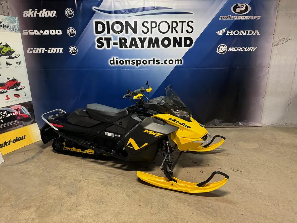 Ski-Doo MXZ NEO + PLUS 600 efi  2023