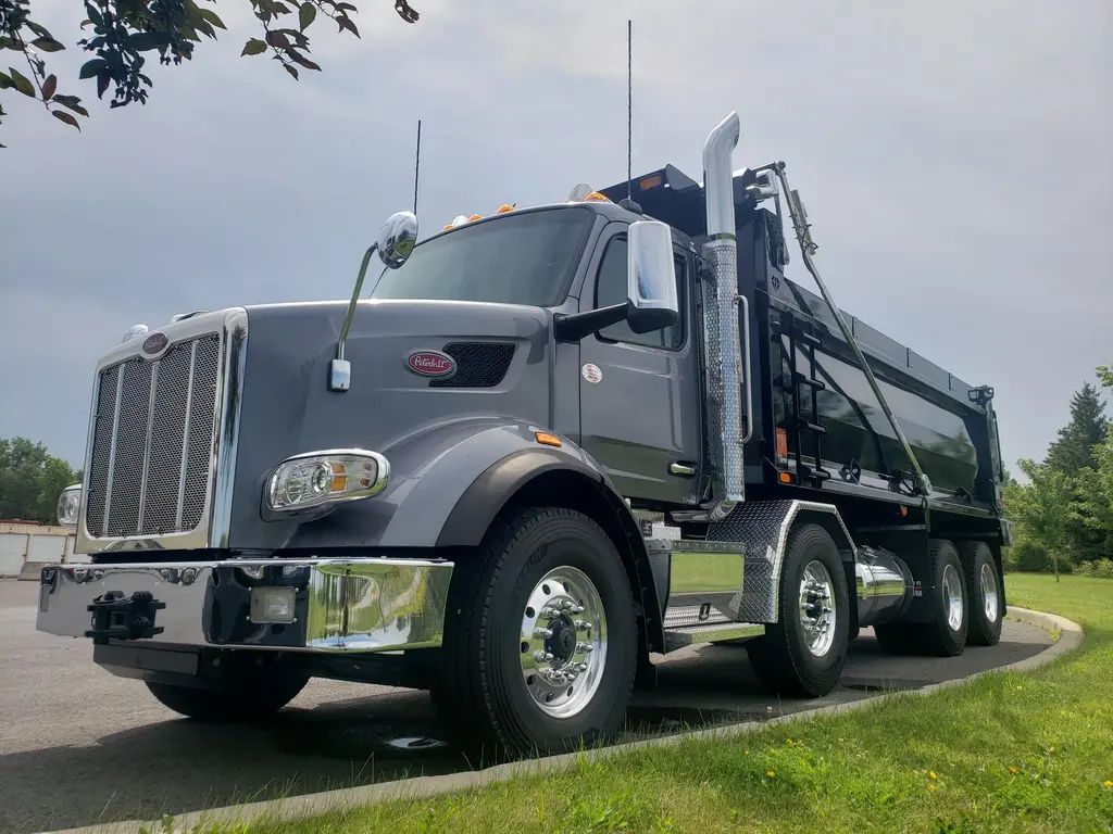 2024 Peterbilt 567