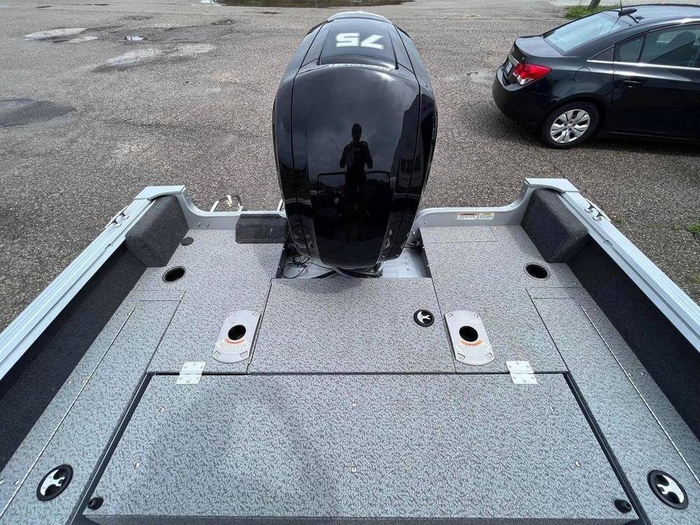 2022 Starcraft Stealth 166 Dc alt