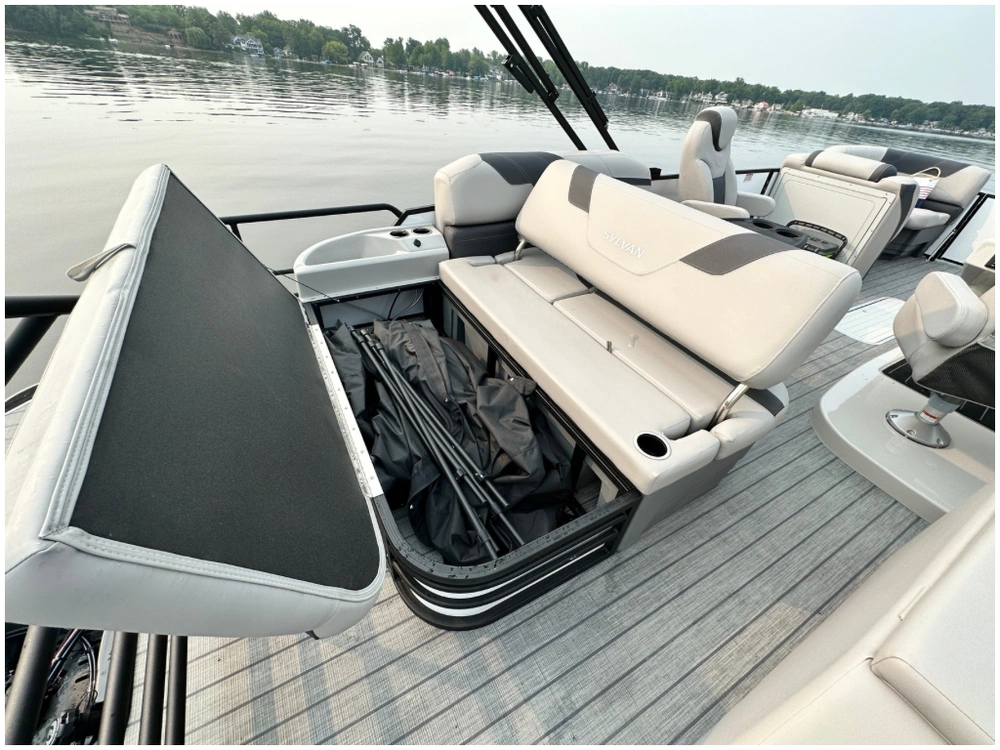 2025 Sylvan L3 Clz Dh + $2500 Watersports Package Included!! No Luxury Tax* alt