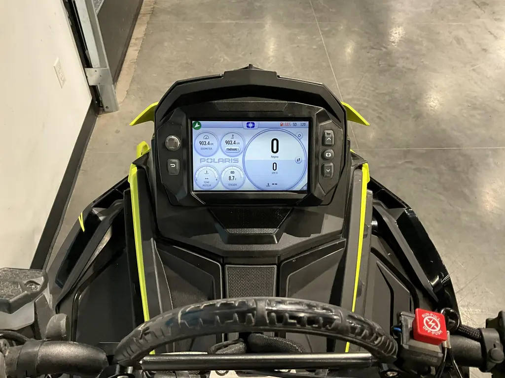 Used 2022 Polaris Boost 850 Khaos 155 in Sherbrooke - Estrie