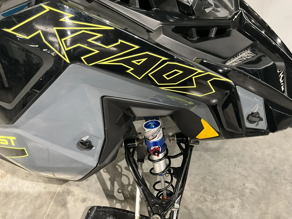 2022 Polaris Boost 850 Khaos 155 alt