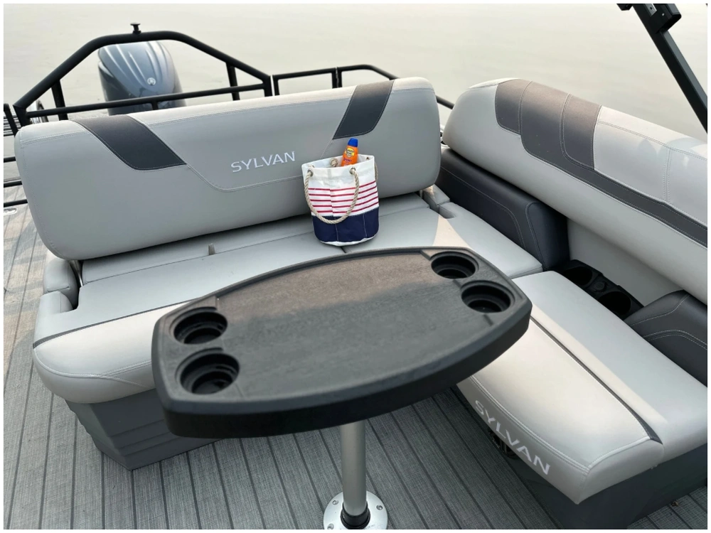 2025 Sylvan L3 Clz Dh + $2500 Watersports Package Included!! No Luxury Tax* alt
