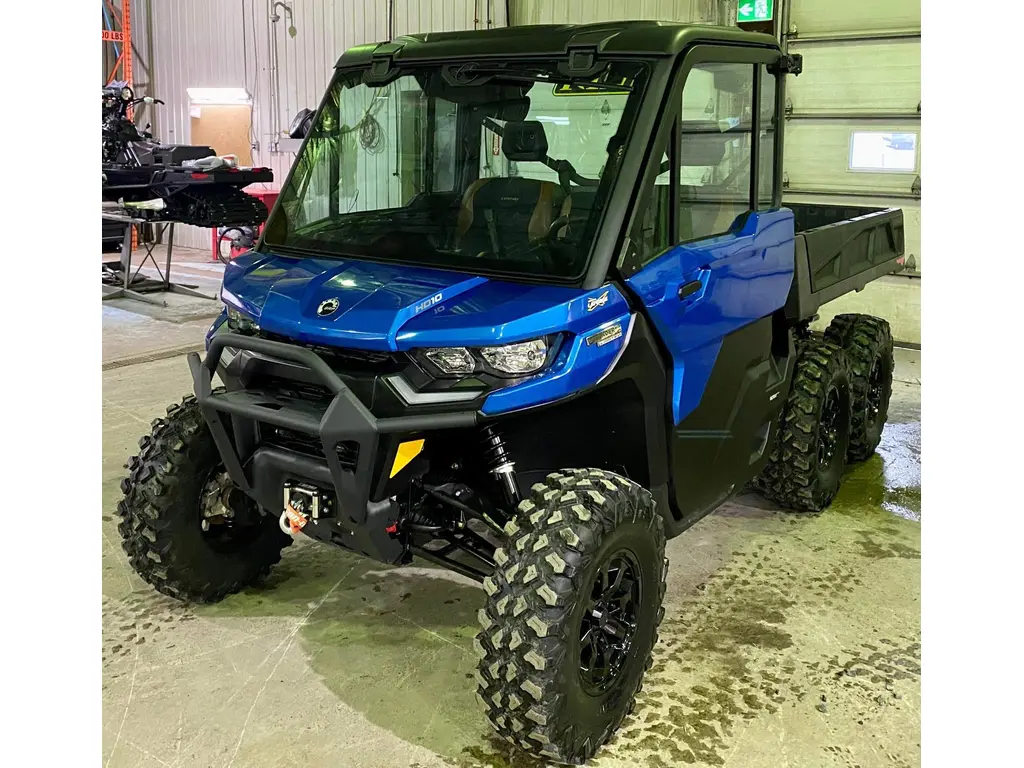 2023 Can-Am Defender 6×6 Limited Cab
