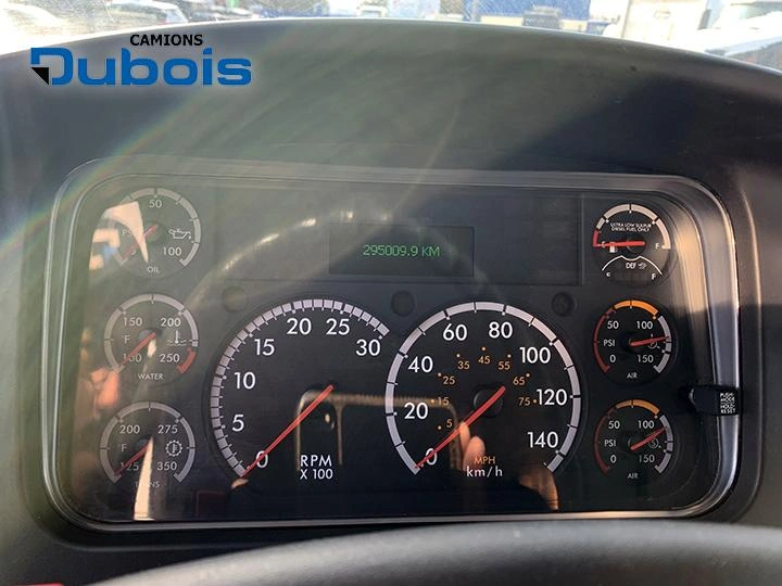 2018 Freightliner M2 106 alt