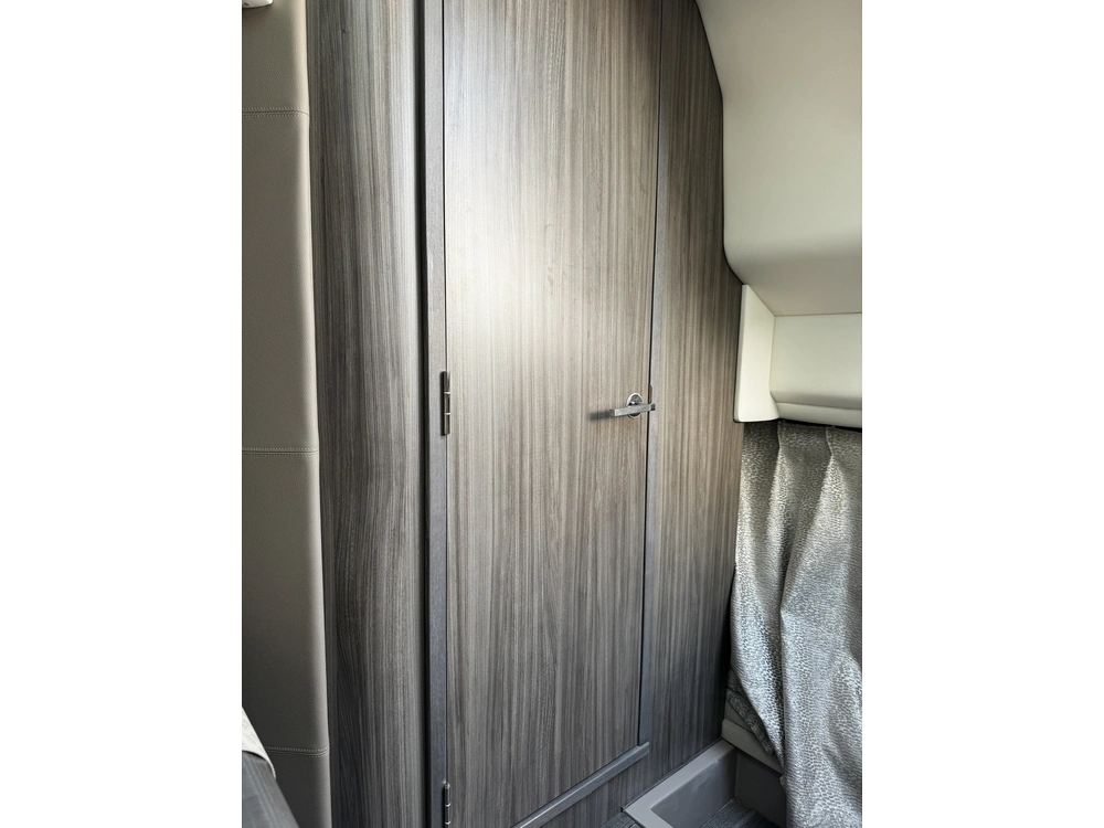 2022 Sea Ray Slx 400 alt