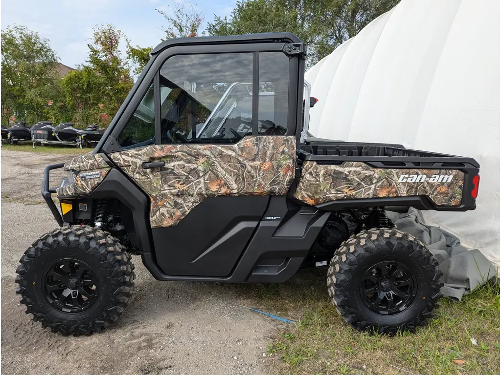 2025 Can-Am DEFENDER LIMITED CAMO