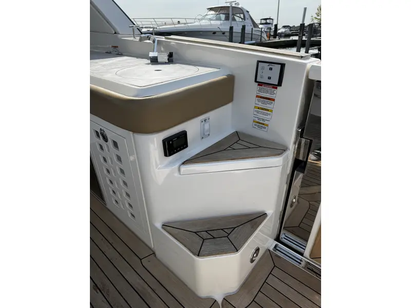 Sea Ray SLX 400 2022