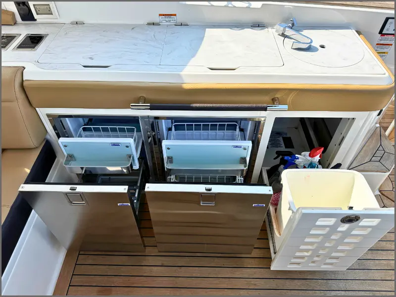 Sea Ray SLX 400 2022