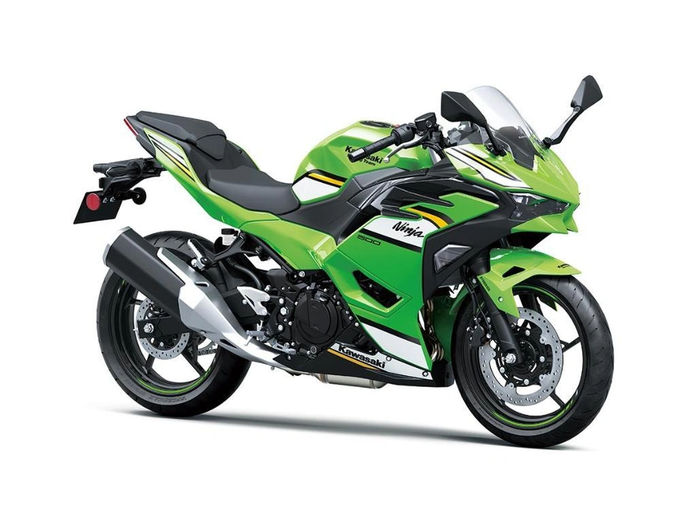 2025 Kawasaki Ninja 500 Se alt