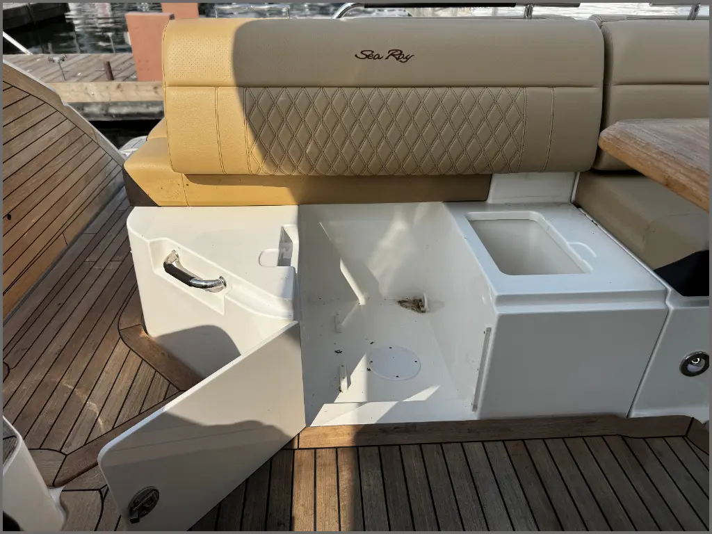 2022 Sea Ray SLX 400