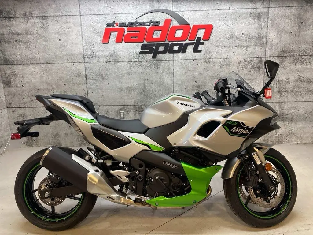 2024 Kawasaki NINJA 7 HYBRID