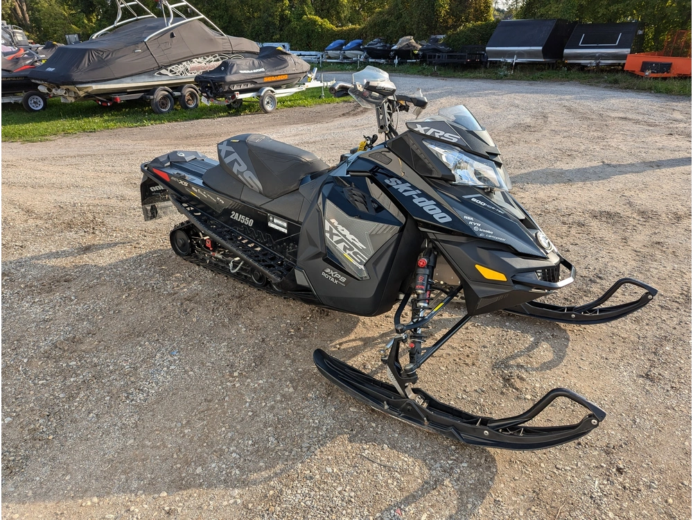 2016 Ski-doo Mxz® X-rs® Rotax 600 H.o. E-tec 12493 Km alt