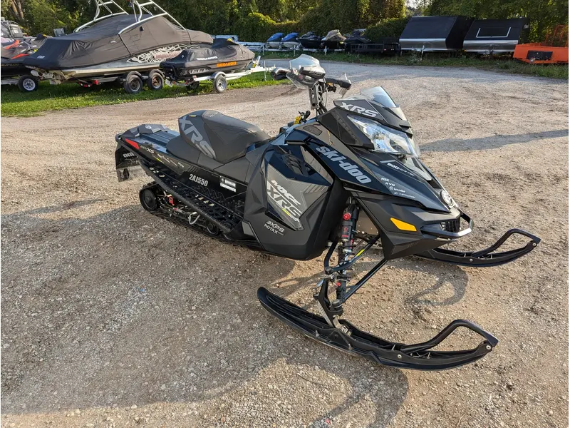 2016 Ski-Doo MXZ® X-RS® ROTAX 600 H.O. E-TEC 12493 KM