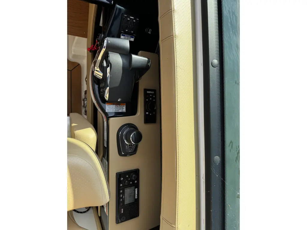 2022 Sea Ray SLX 400