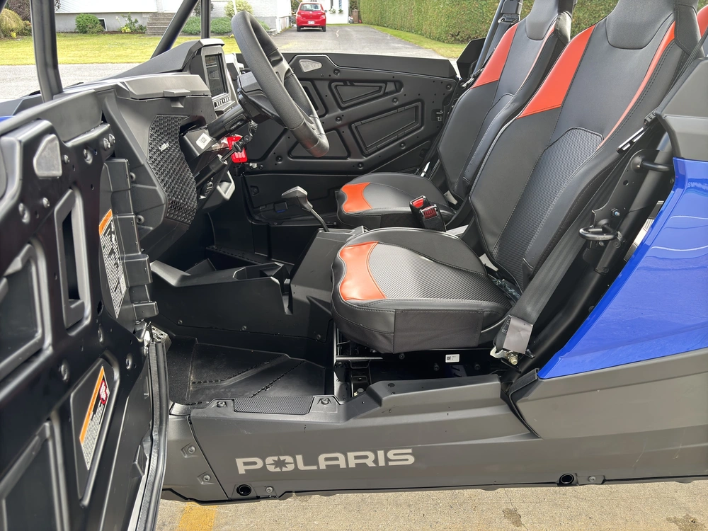 Polaris Rzr Xp 4 1000 Ultimate 2025 alt