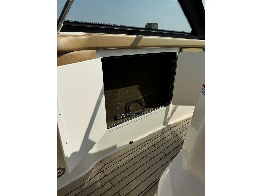 2022 Sea Ray SLX 400