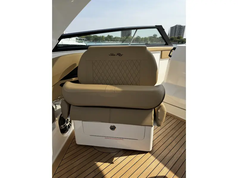 Sea Ray SLX 400 2022